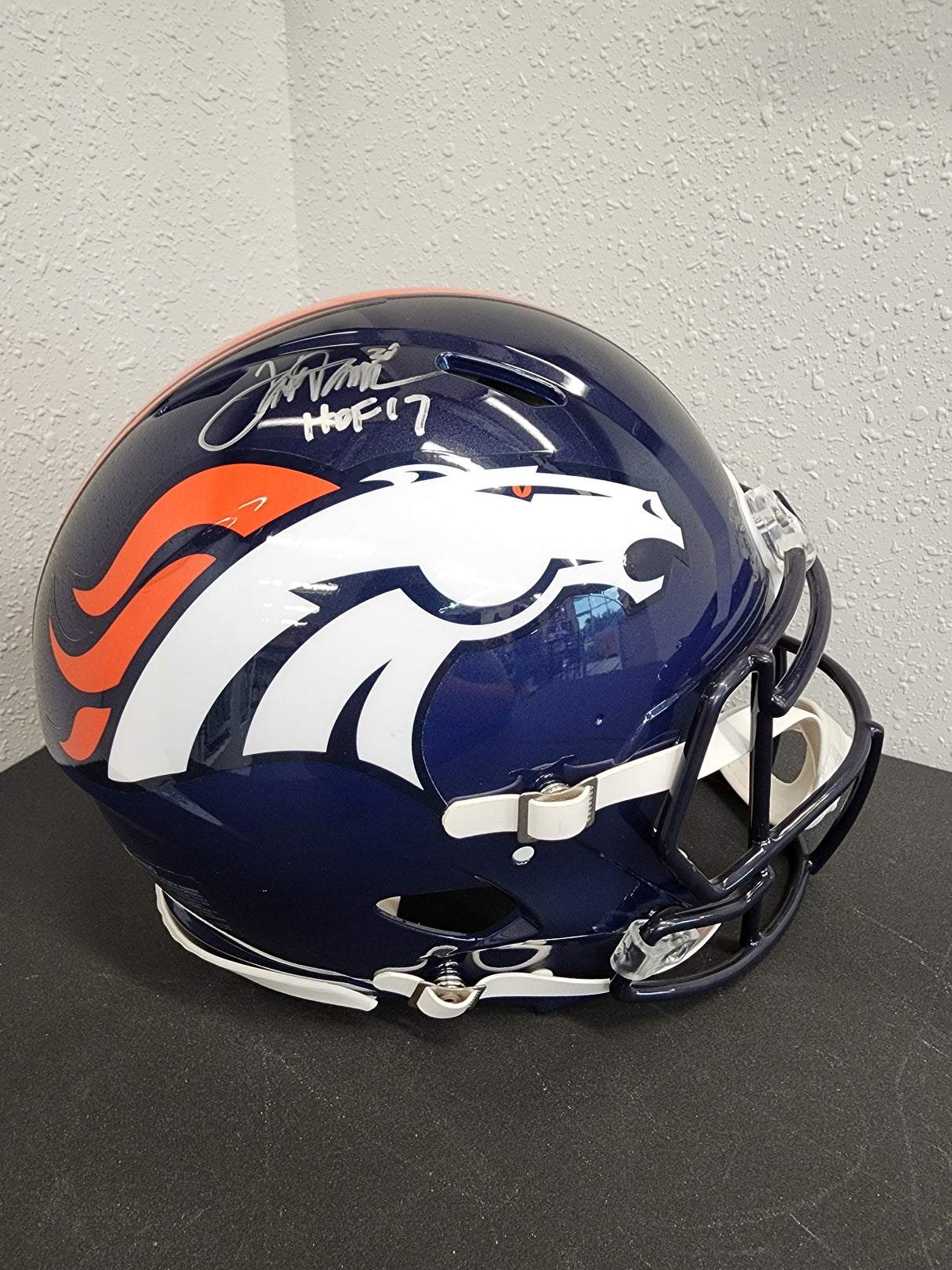 Terrell Davis Autographed HOF 17 Broncos Speed Authentic