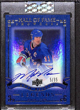 Load image into Gallery viewer, Mark Messier 2020-21 Upper Deck Clear Cut Hall of Fame Showcase #HFS-ME #/35
