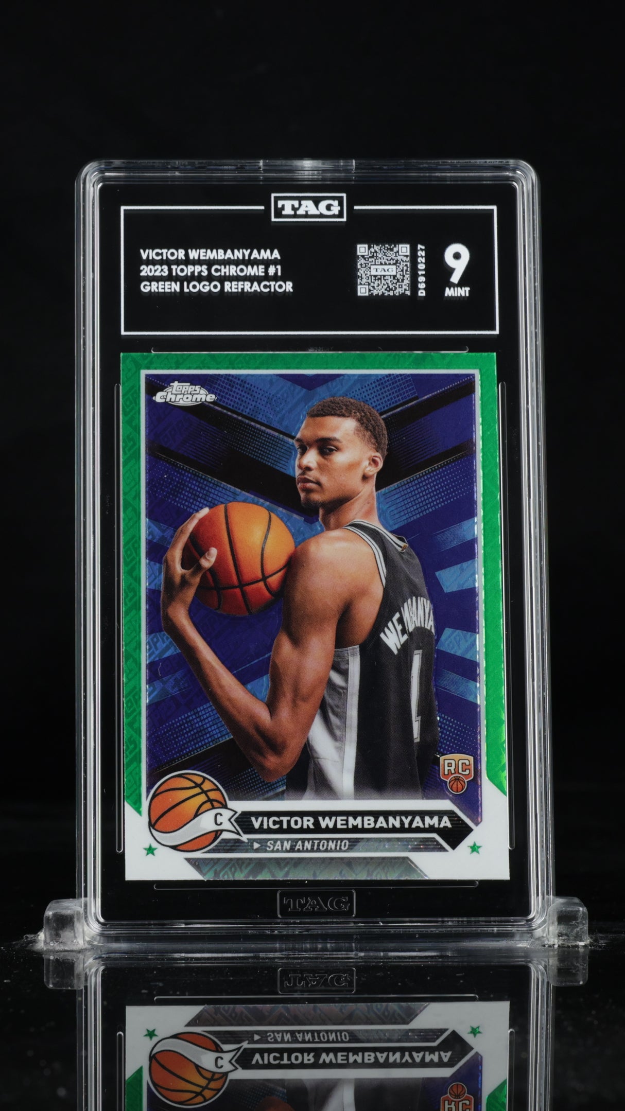 Victor Wembanyama 2023-24 Topps Chrome Green Logo Refractors #1 TAG 9