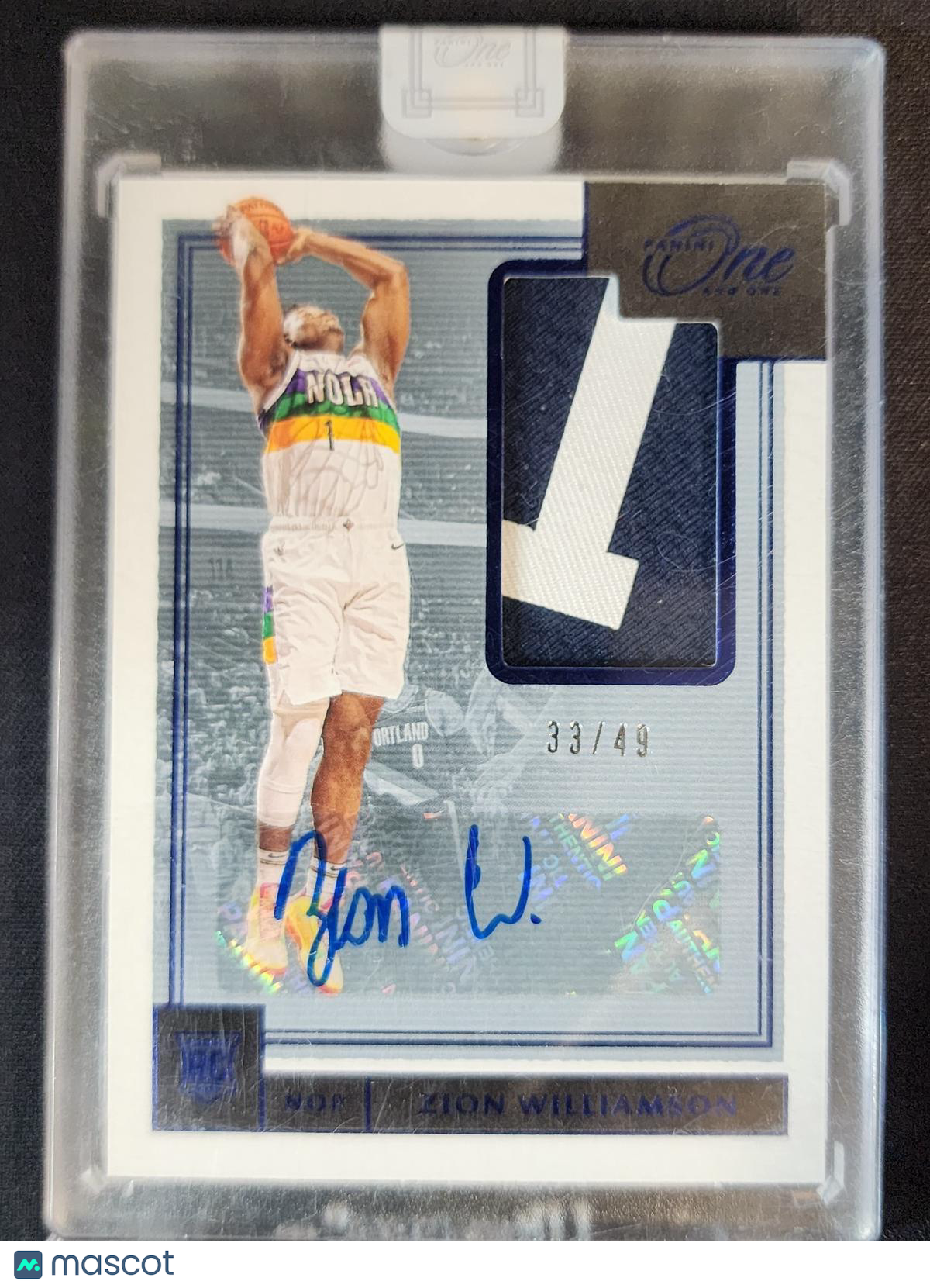 Zion Williamson 2019-20 Panini One and One Rookie Jersey Auto Blue RJA-ZWL 33/49