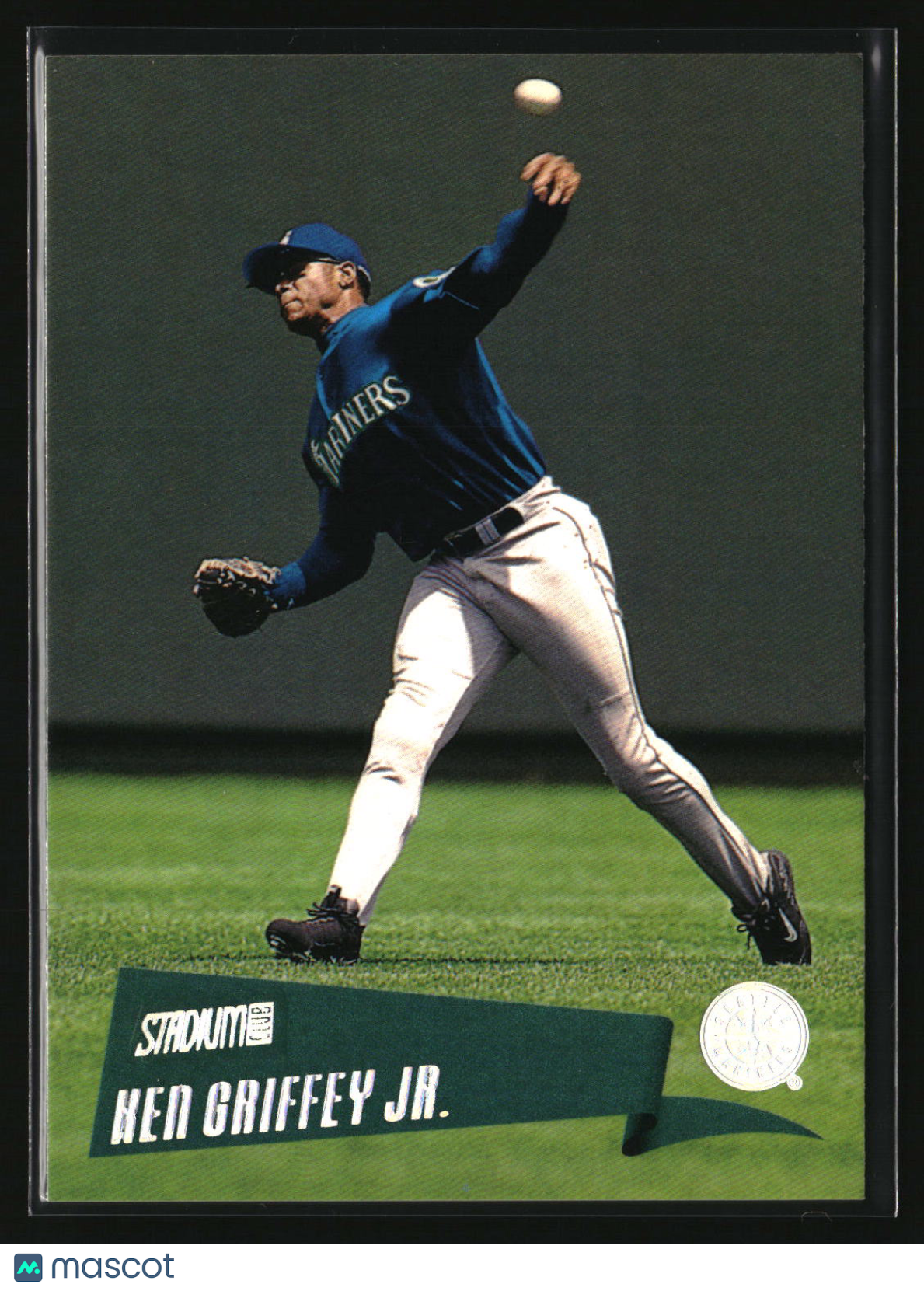 Ken Griffey Jr. 2000 Stadium Club #100