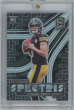 Load image into Gallery viewer, Kenny Pickett 2022 Spectra Rookie Spectris RSP-KPI #15/99  S5097
