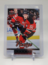 Load image into Gallery viewer, Zach Parise 2006 Fleer Ultra 260  S4962
