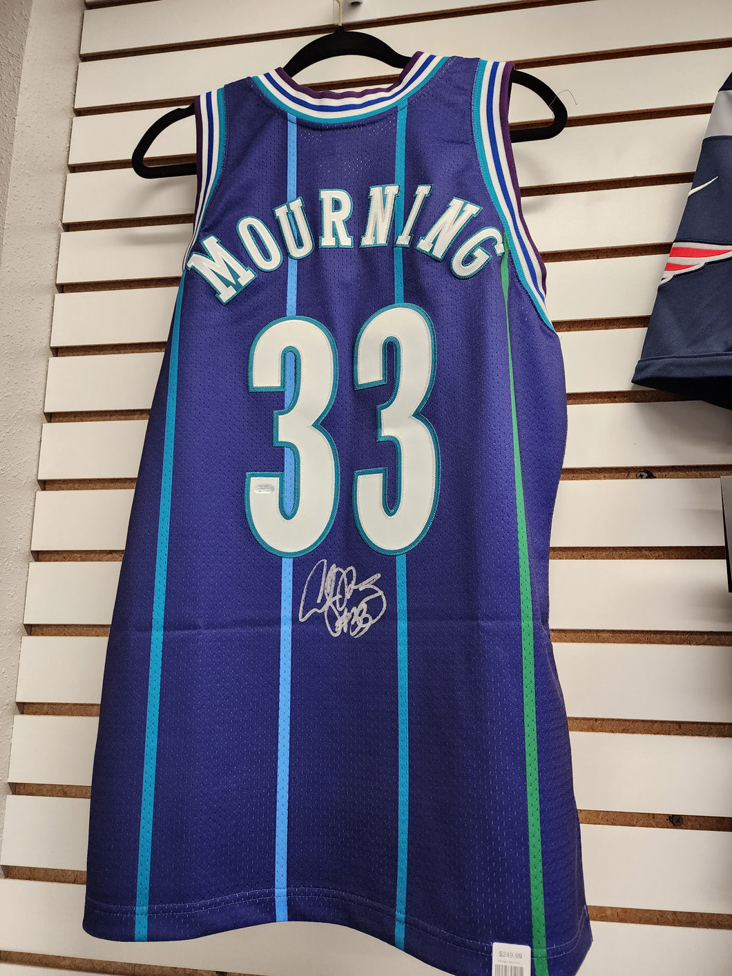 Alonzo Mourning Hornets Signed Jersey