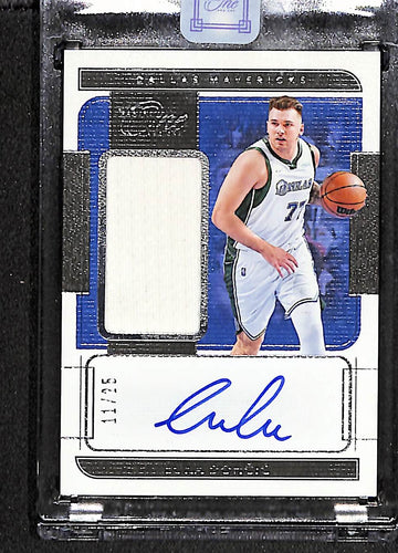Luka Doncic 2021-22 Panini One and One Jersey Autographs Game-Worn #JA-LDC