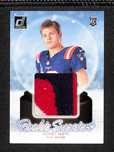 Load image into Gallery viewer, Drake Maye 2024 Donruss Rookie Holiday Sweater #RHS-DMA
