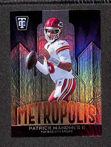 Patrick Mahomes II 2024 Panini Totally Certified Metropolis Mirror #11