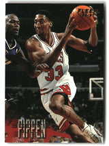Scottie Pippen 1996-97 Fleer #15