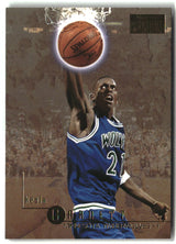 Kevin Garnett 1996-97 SkyBox Premium #67