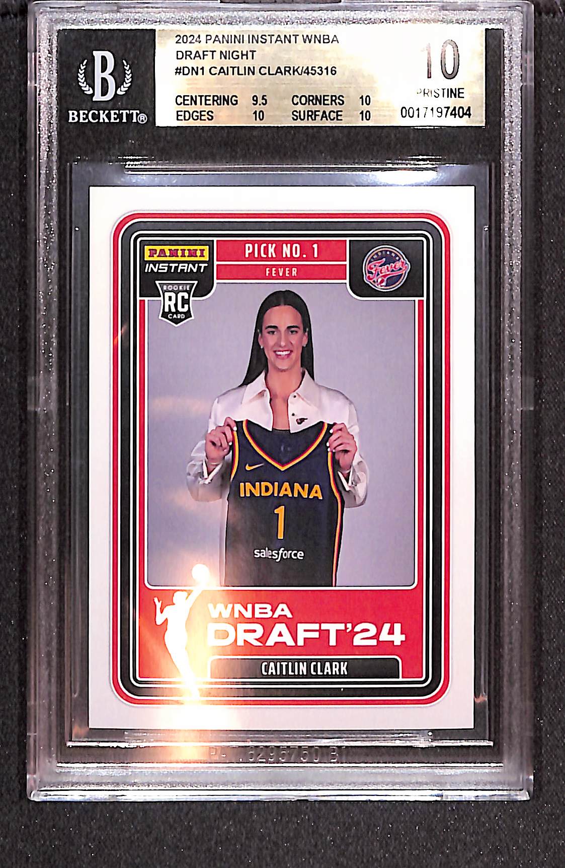 Caitlin Clark 2024 Panini Instant WNBA Draft Night DN1 /45316 BGS 10