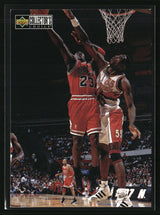 Michael Jordan 1997-98 Collector's Choice #386