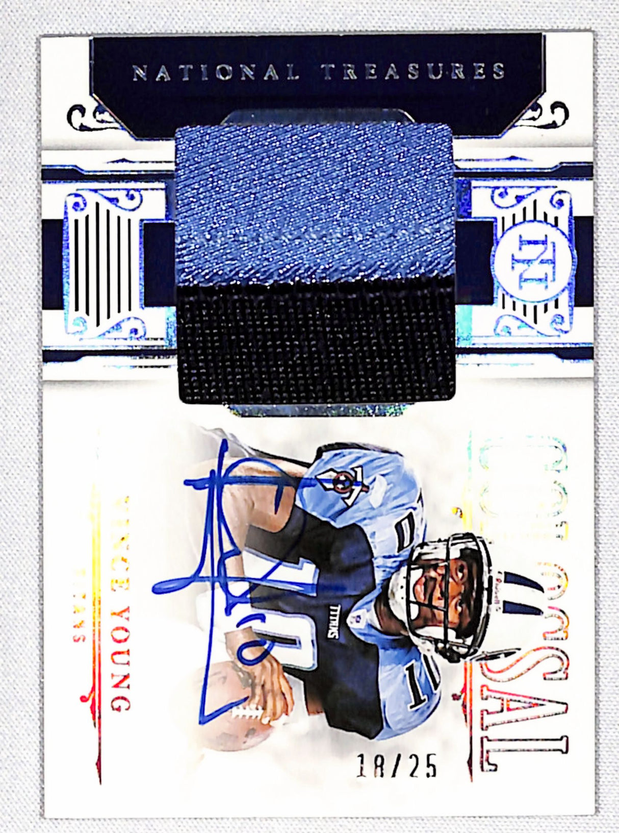 Vince Young 2025 National Treasures Colossal Signatures Holo Silver #CS-VYG #/25