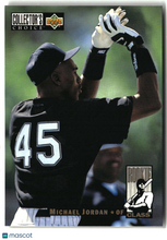 Load image into Gallery viewer, Michael Jordan 1994 Collector's Choice #661
