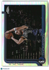 Klay Thompson 2025-26 Topps Chrome Refractor #42
