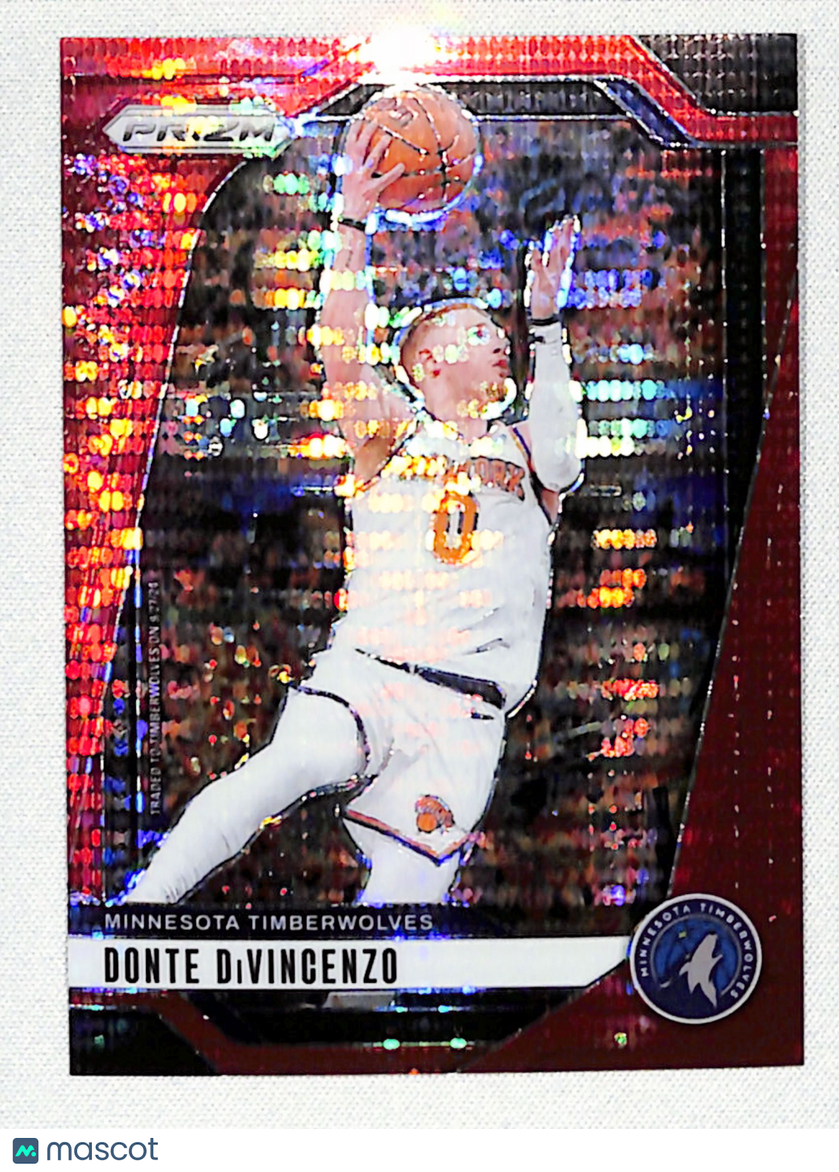 Donte DiVincenzo 2024-25 Panini Prizm Prizms Red Pulsar #51 #/75