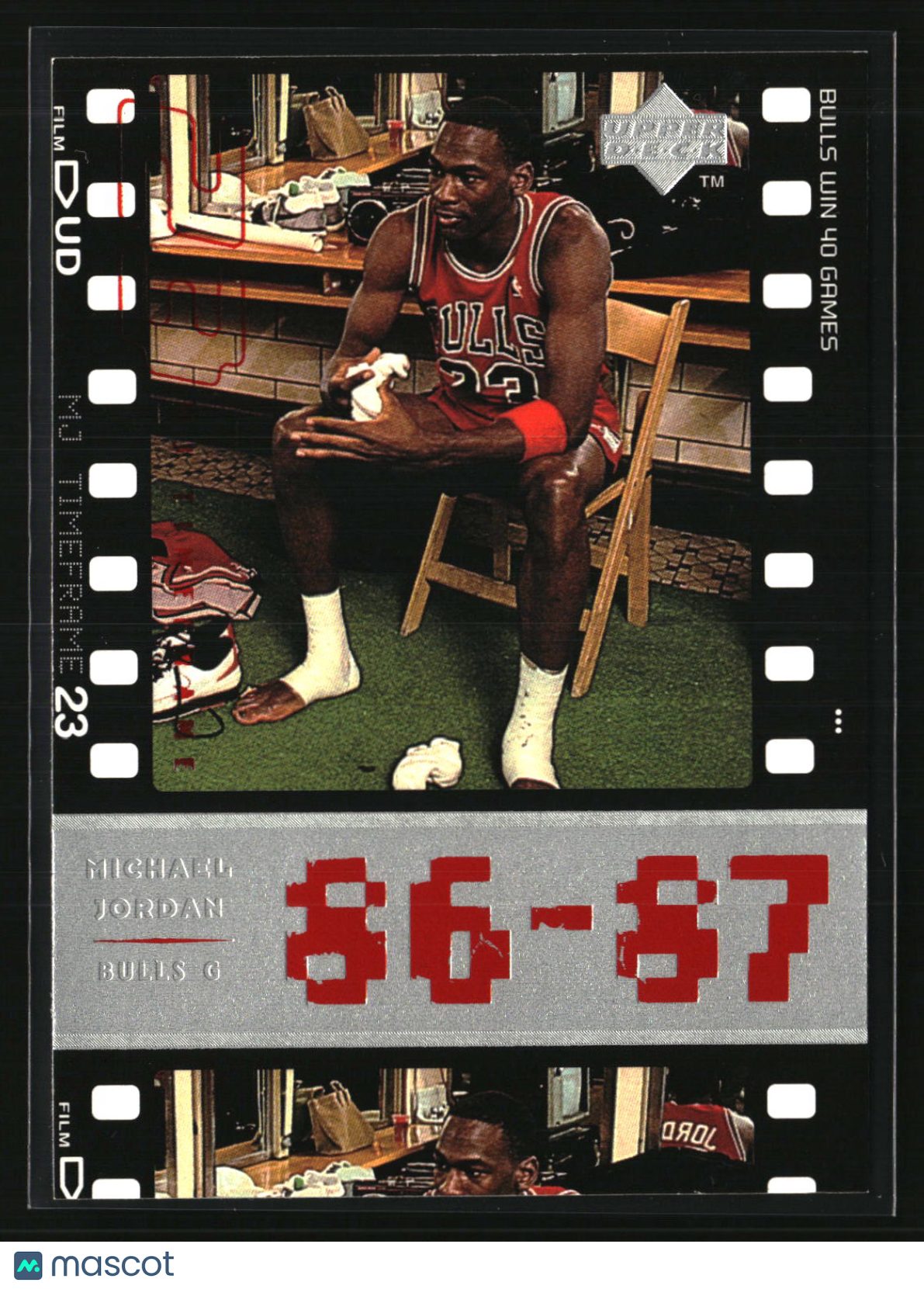 Michael Jordan 1998 Upper Deck Michael Jordan Living Legend #16