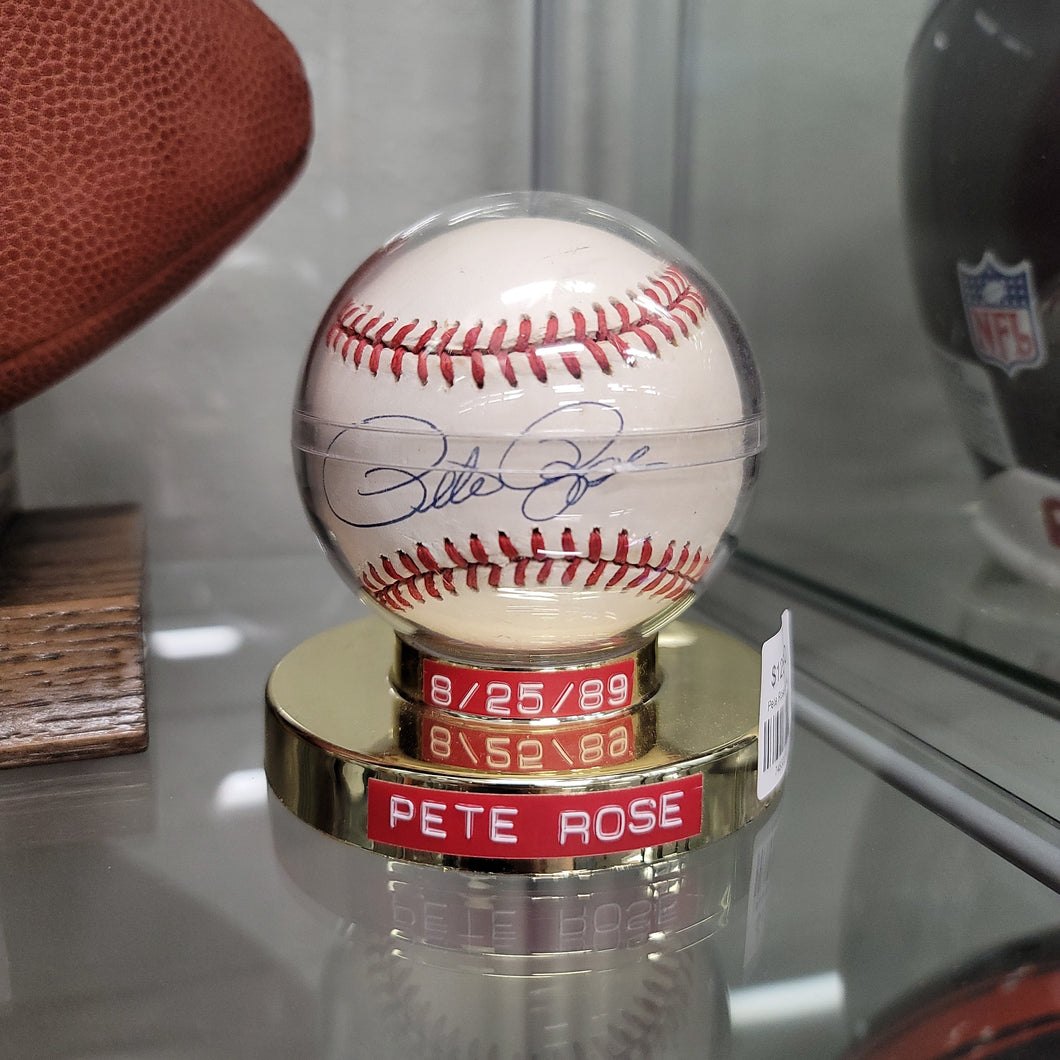 Pete Rose Signed Baseball on a gold plaque 8/25/89